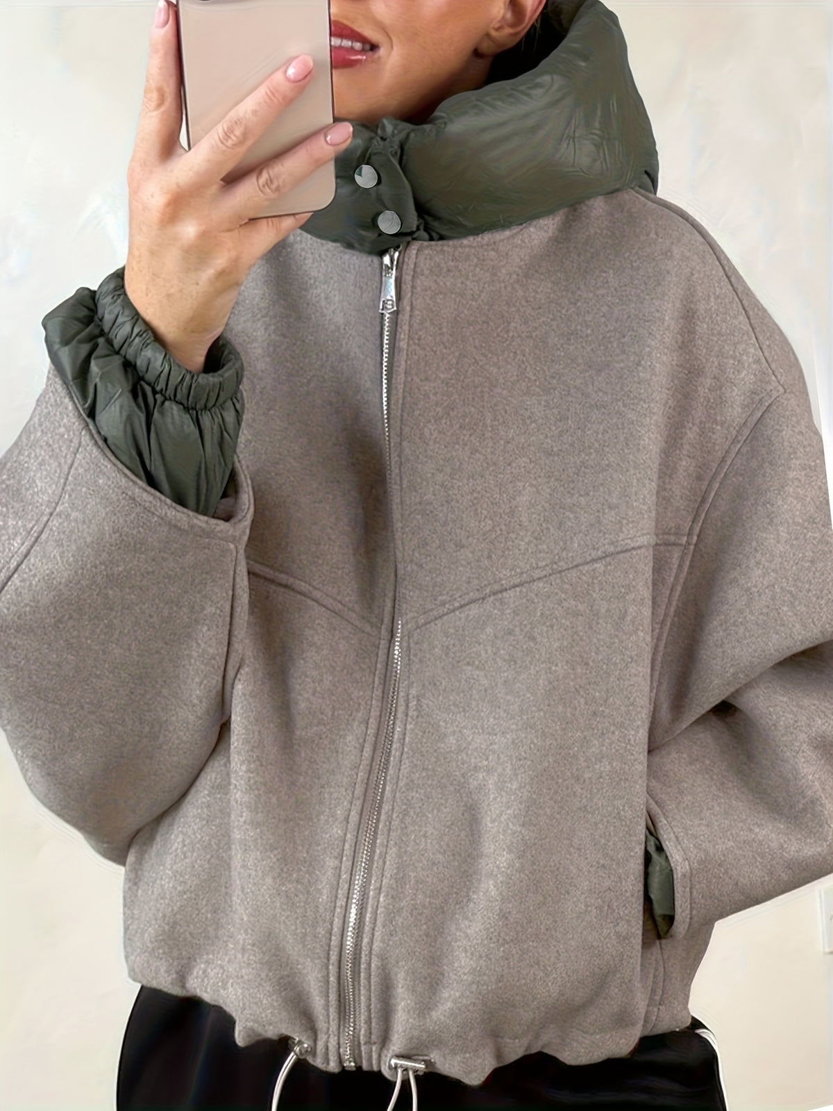 Manteau grande taille, coupe oversize, capuche, matelassé — composition : 100% Polyester Image