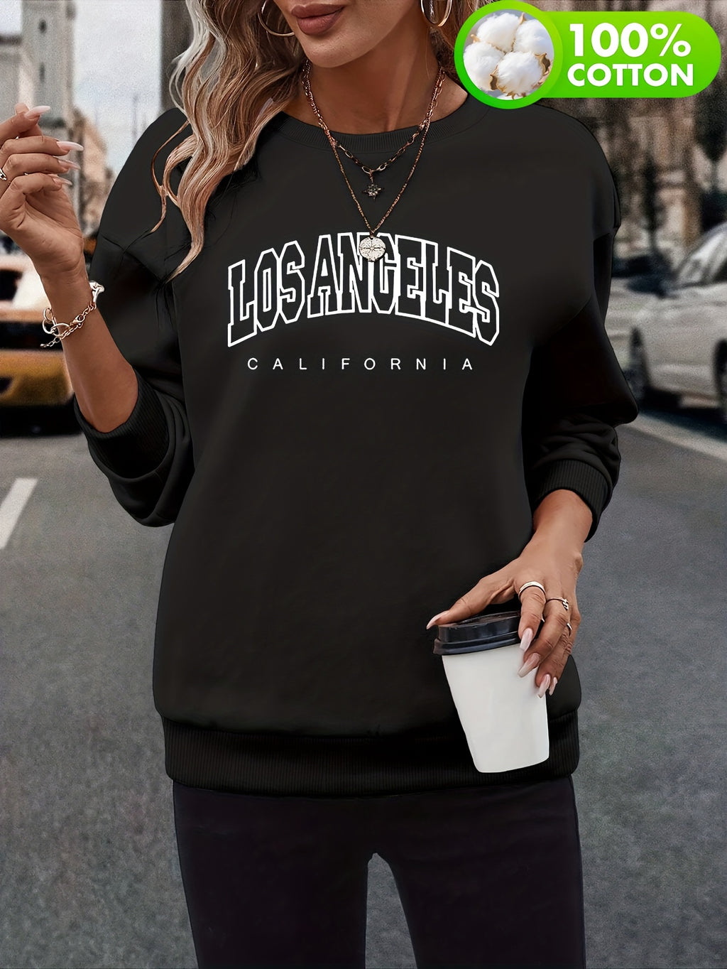 Sweat grande taille, col rond, capuche, toucher naturel, mise en situation