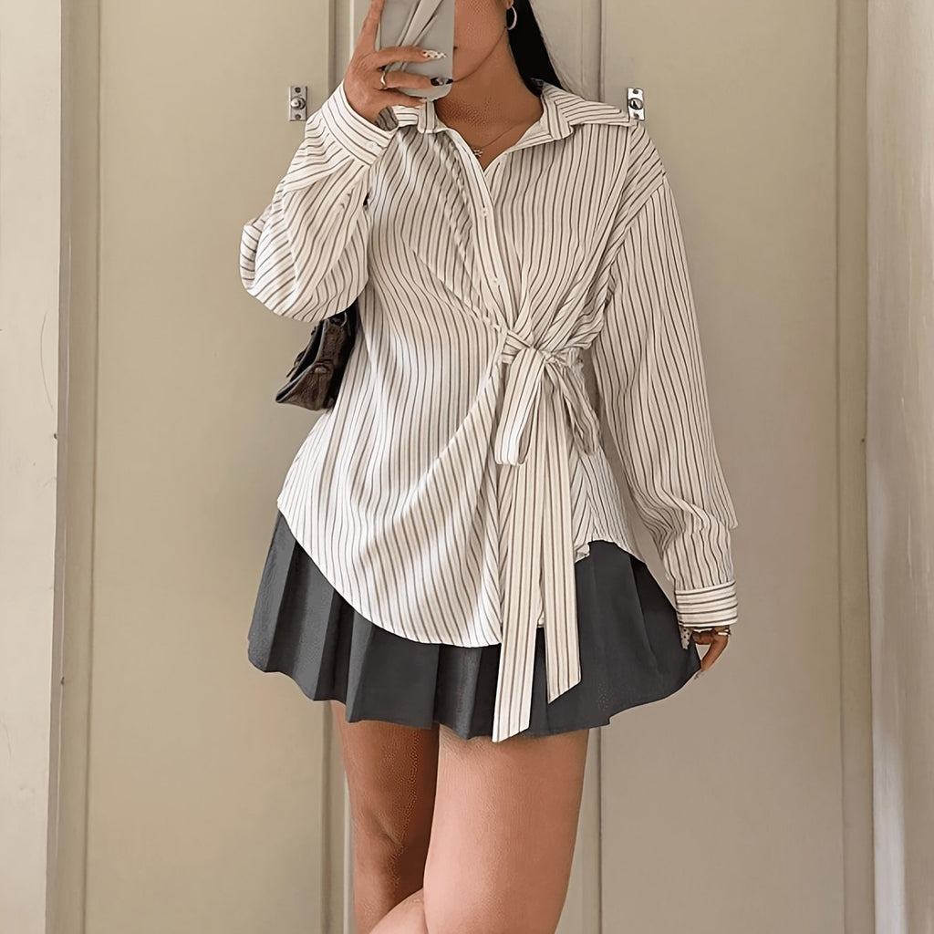 Chemise grande taille à rayures, ligne nette — matière : étoffe tissée