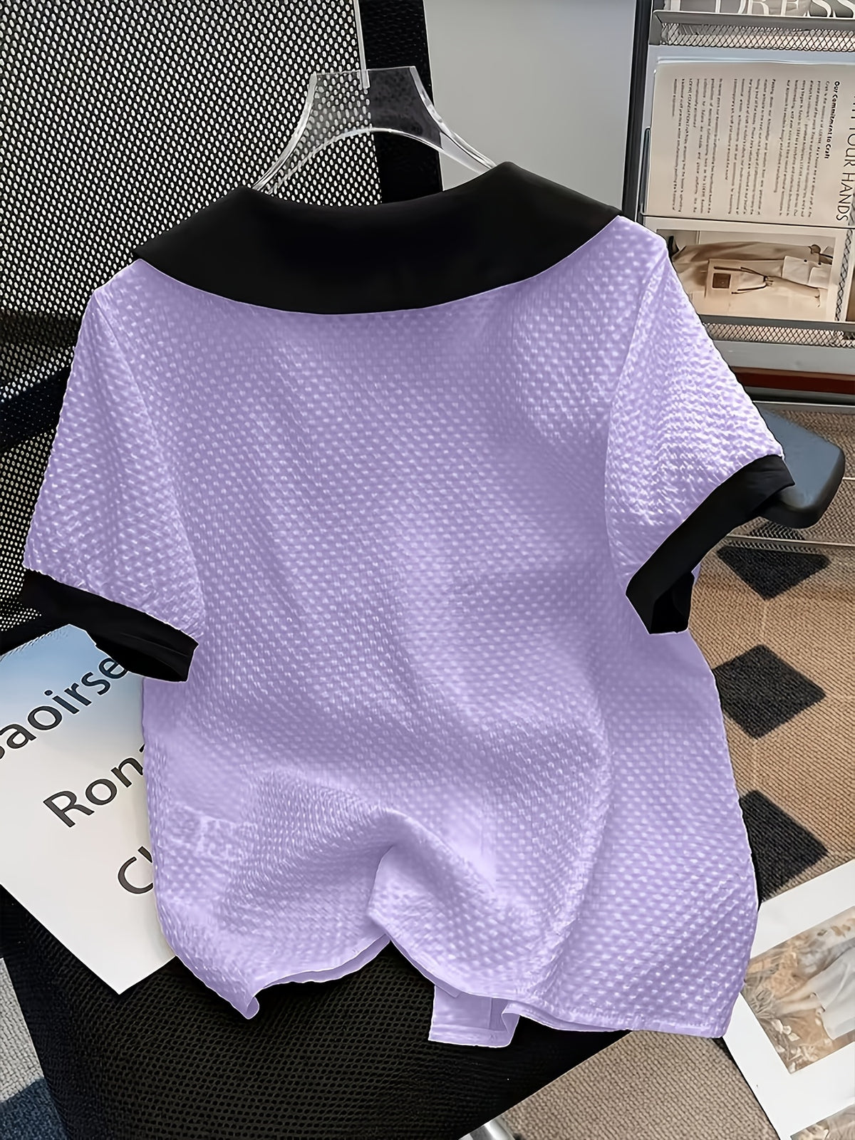 Chemise grande taille, boutonnage, manches courtes, allure élégante, visuel produit