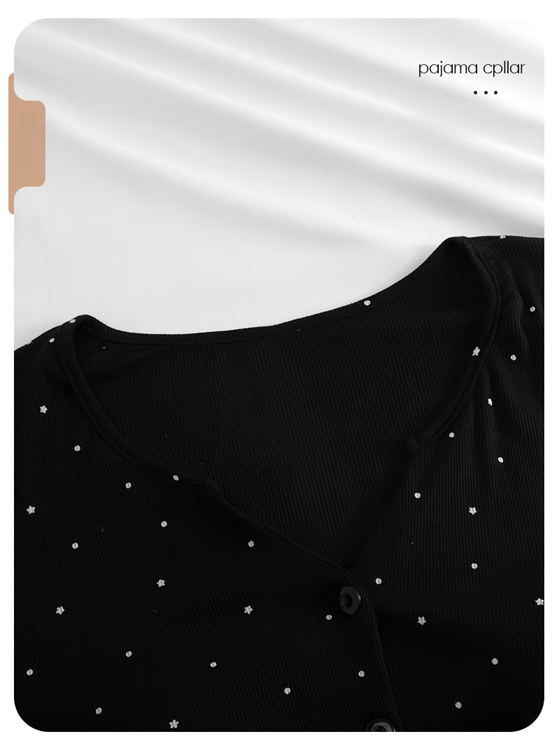 Pyjama grande taille, manches courtes, tombé fluide, tissu léger, mise en situation