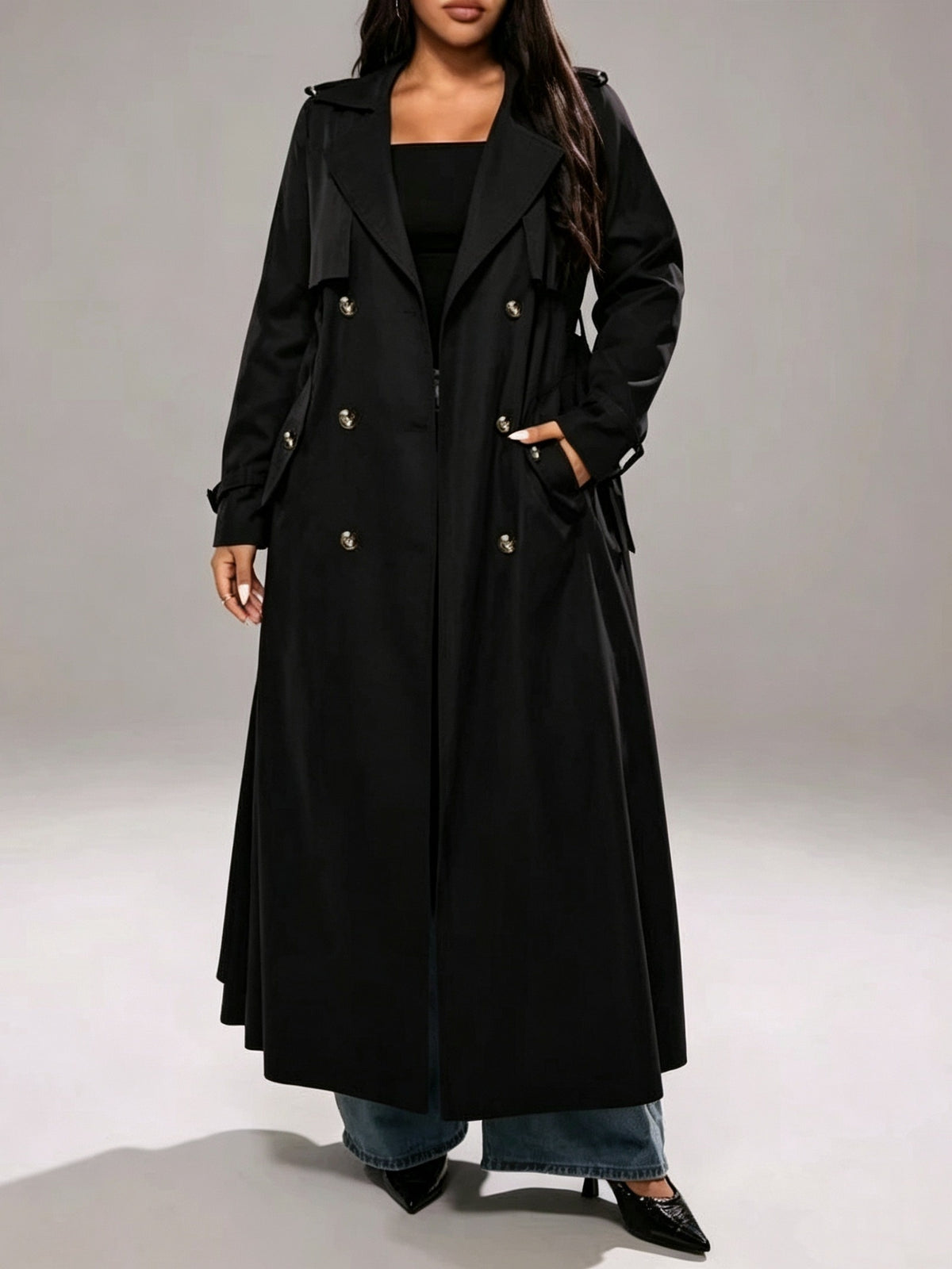Manteau grande taille, esprit trench, gros plan