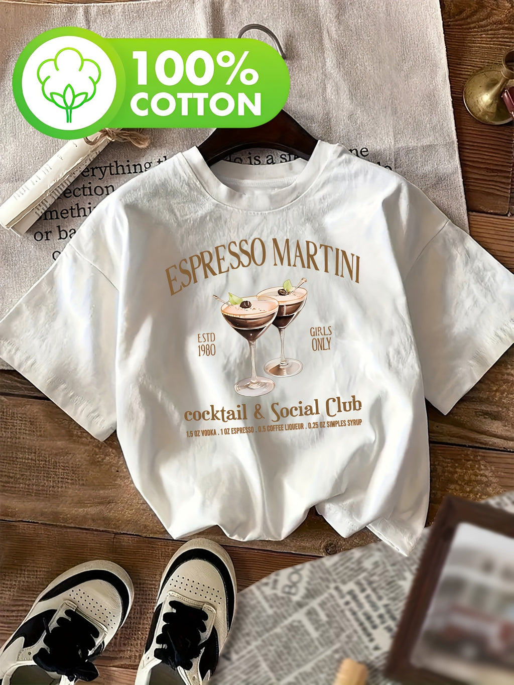 T-shirt grande taille, col rond, manches courtes, toucher naturel, vue de profil
