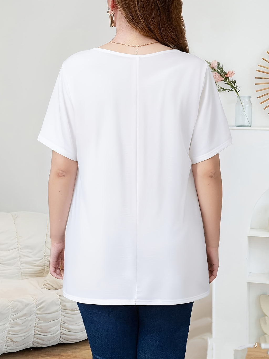 Top grande taille, coupe oversize, manches courtes, vu de dos