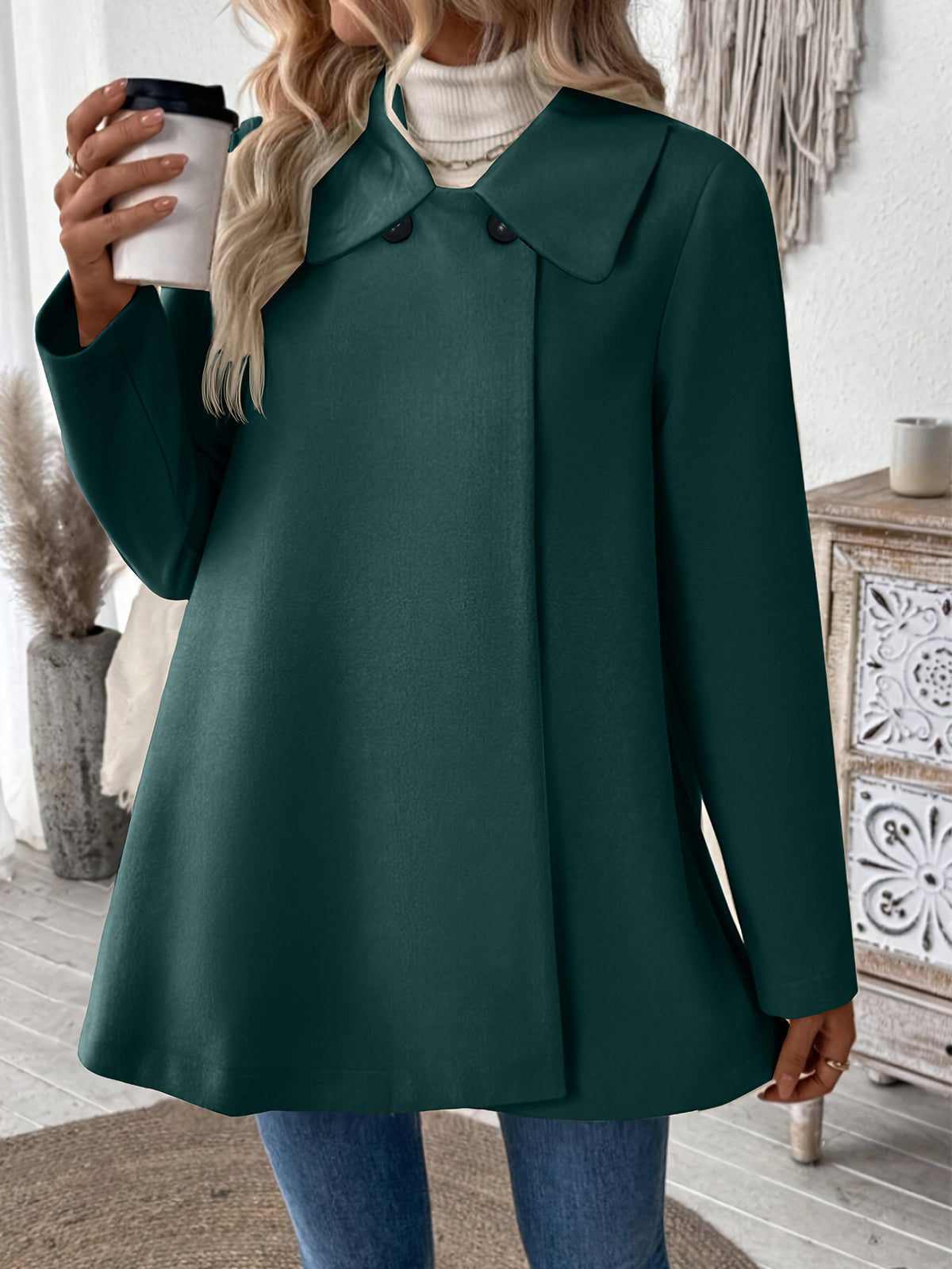 Manteau grande taille, col à revers, boutonnage, manches longues, visuel produit