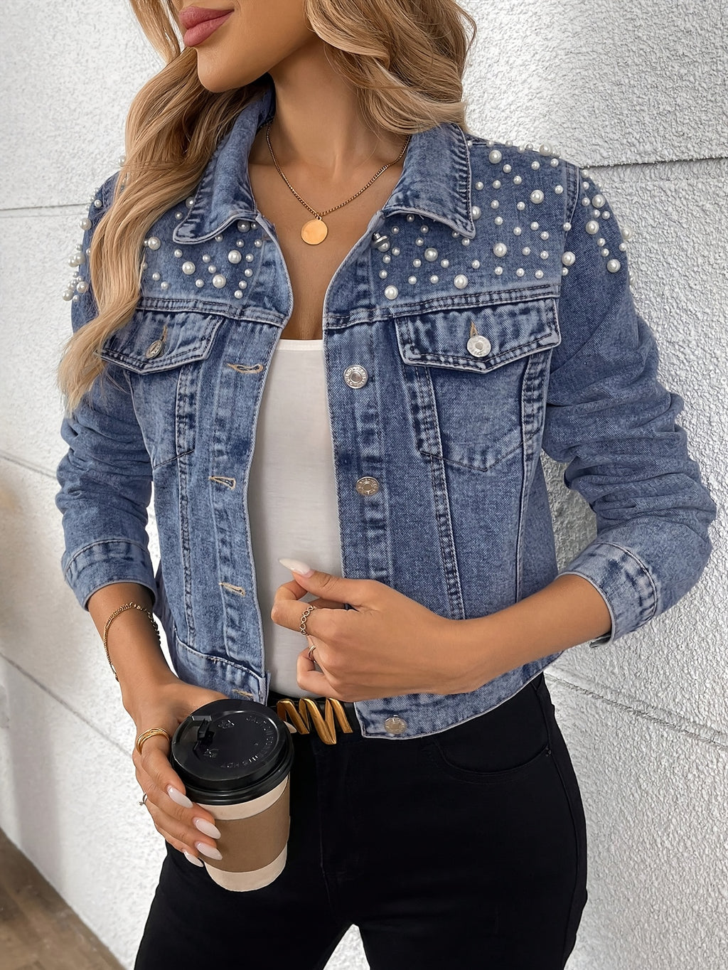 Veste grande taille, col à revers, boutonnage, manches courtes, vu de dos