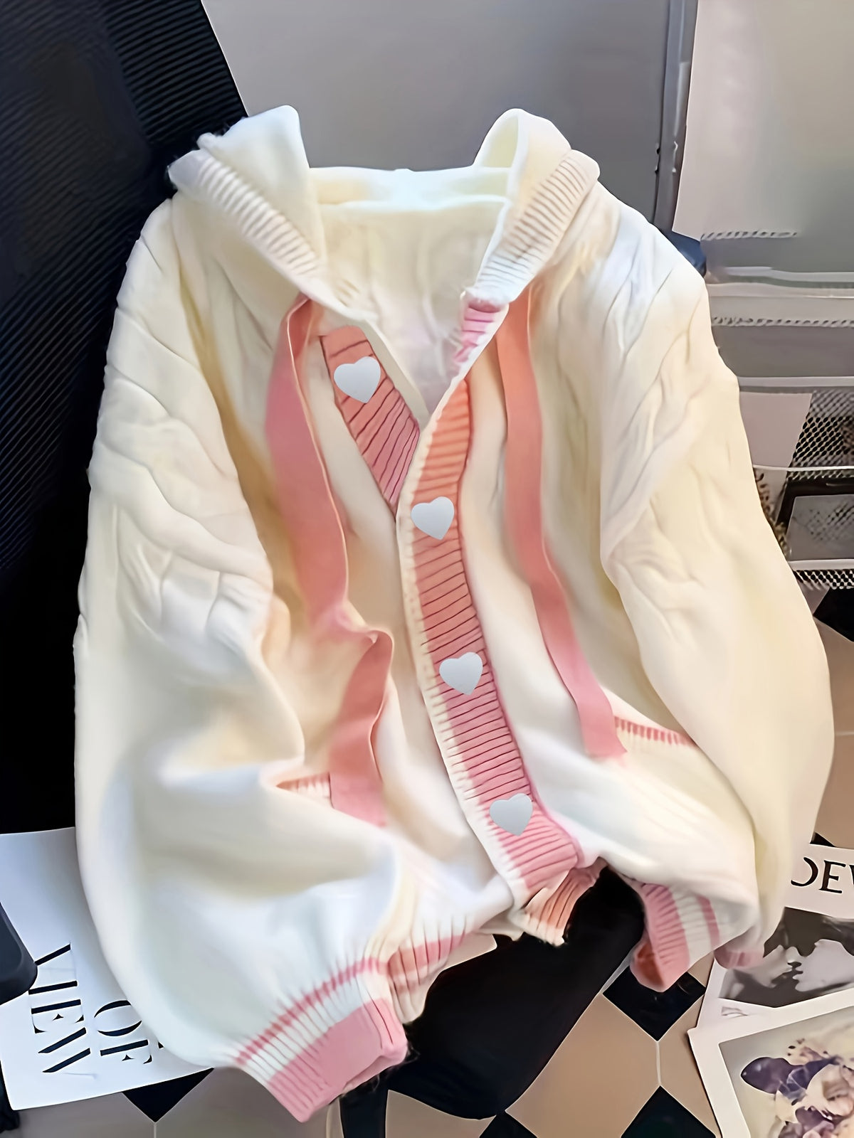 Pull grande taille, coupe oversize, capuche, chaleur d'hiver — composition : 60% Polyester, 20% Acrylique, 20% Viscose