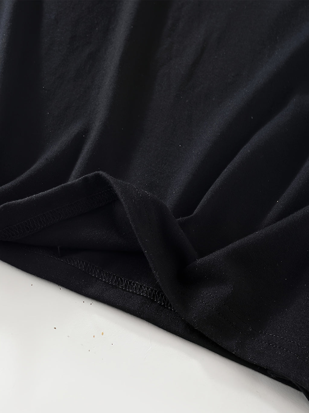 T-shirt grande taille, col rond, manches courtes, esprit décontracté, vu de dos