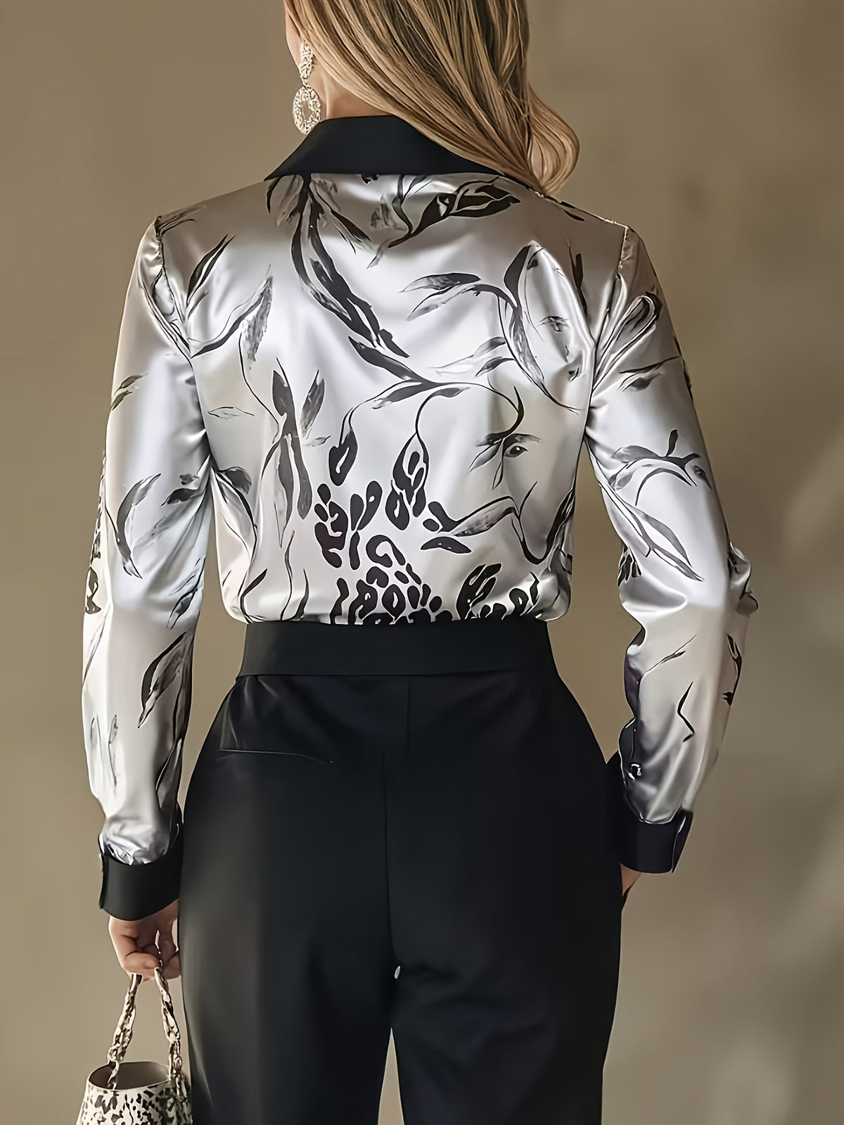 Blouse grande taille en satin, manches longues, tombé fluide