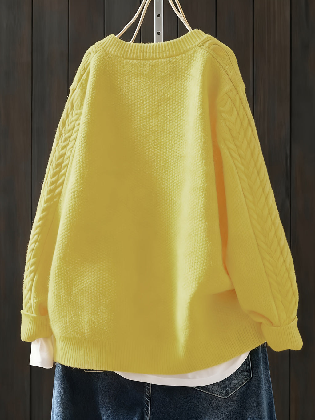 Cardigan grande taille, coupe oversize, boutonnage, manches longues, vu de dos