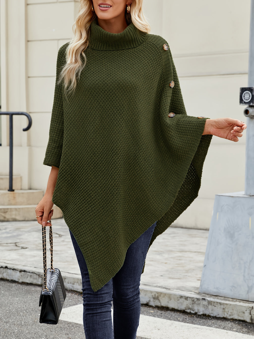 Pull grande taille en maille, maille souple, détail du tissu