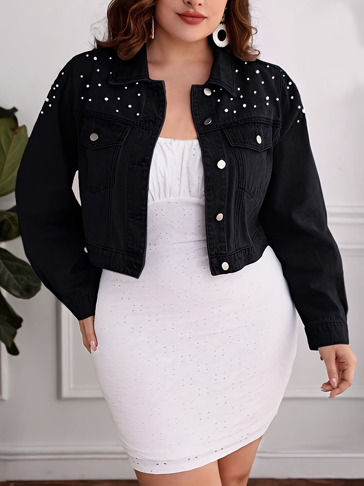 Blazer grande taille, coupe oversize, tenue franche, porté de face
