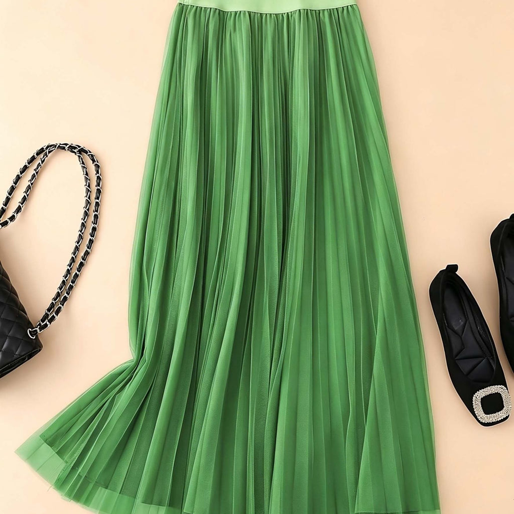 Jupe grande taille, plissés, allure élégante, tissu opaque