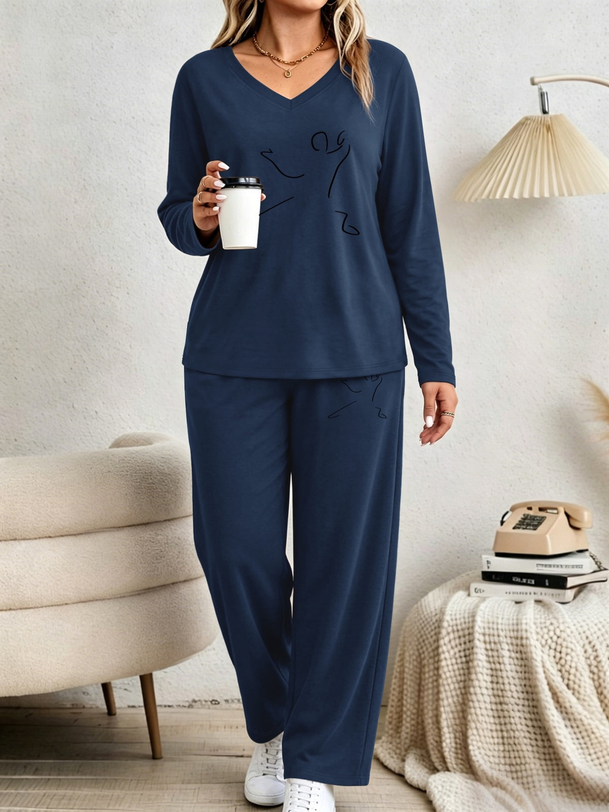Ensemble grande taille, coupe ample, manches longues, toucher naturel