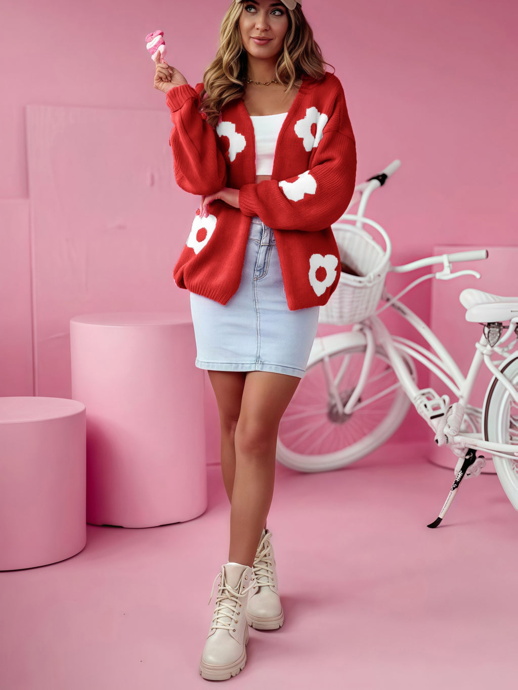 Pull grande taille, coupe oversize, toucher moelleux, détail du tissu