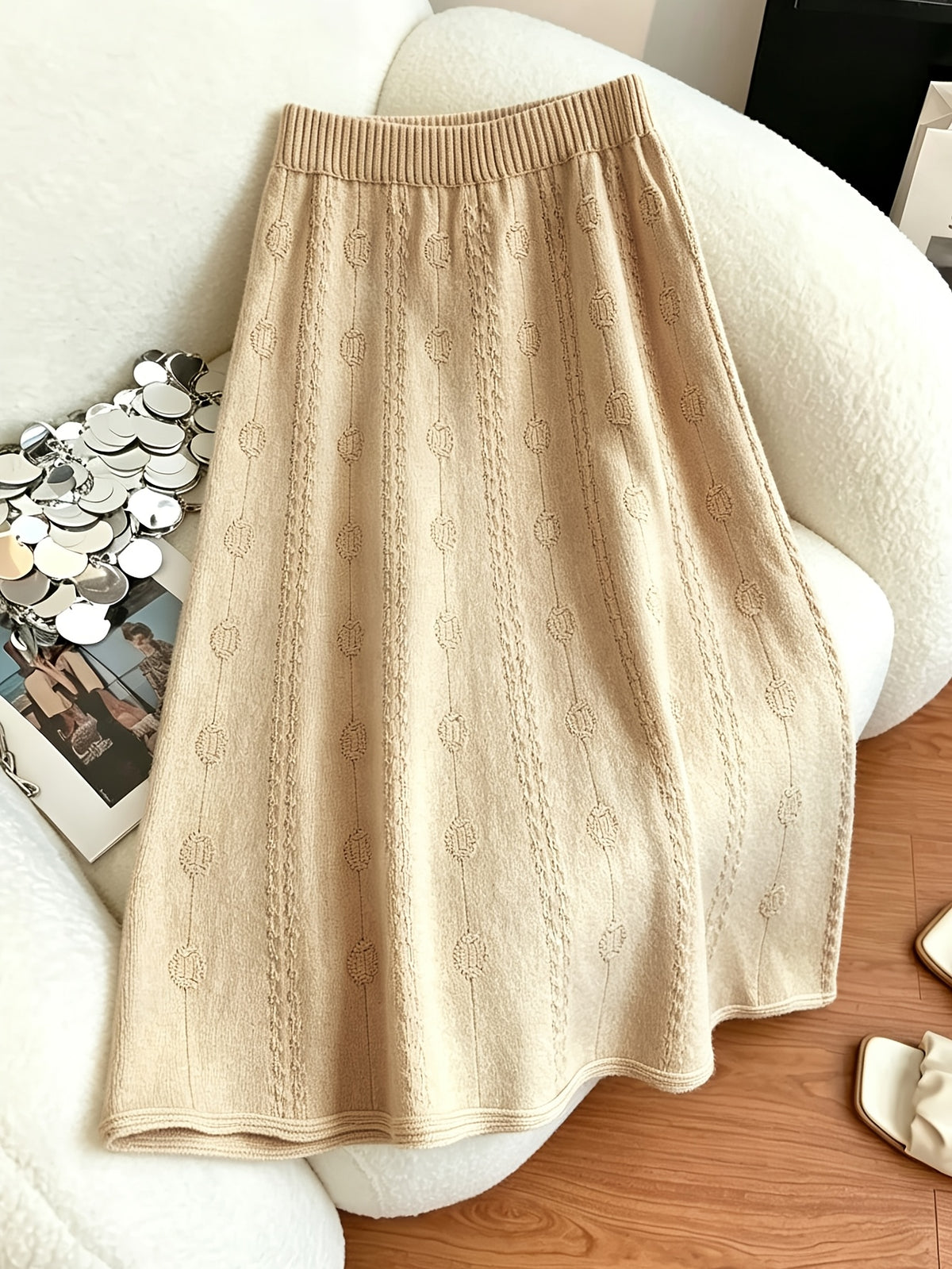 Robe grande taille, coupe évasée, allure élégante, vu de dos
