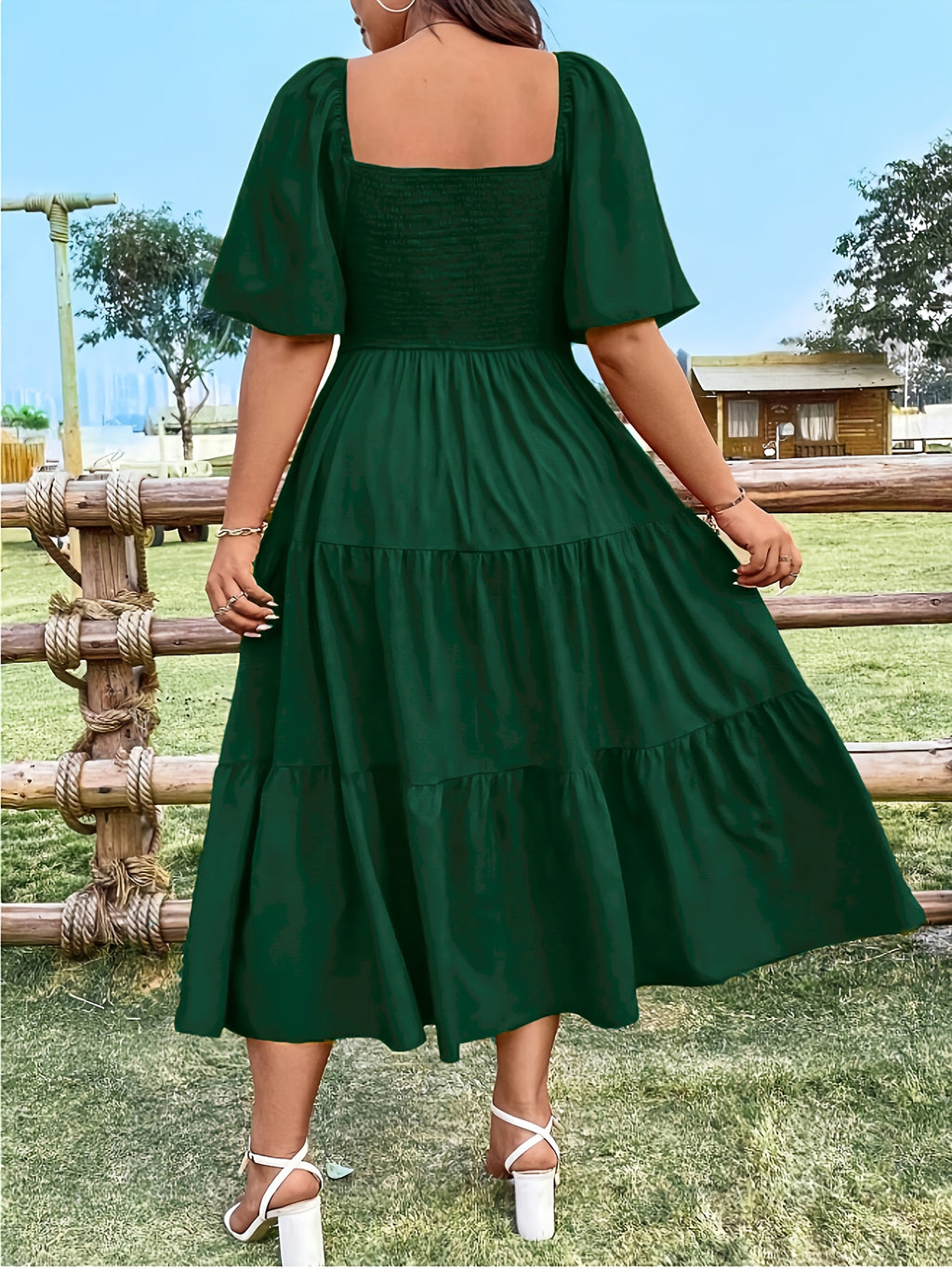 Robe bohème grande taille, jupe à étages et buste smocké