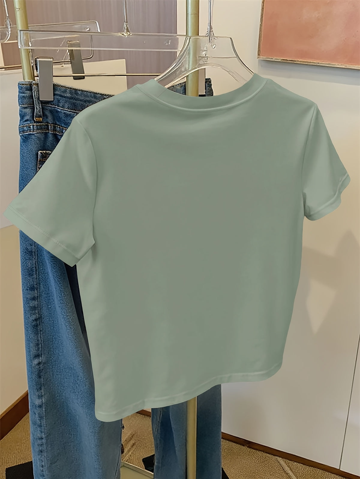 T-shirt grande taille, col rond, manches courtes, toucher naturel, porté de face