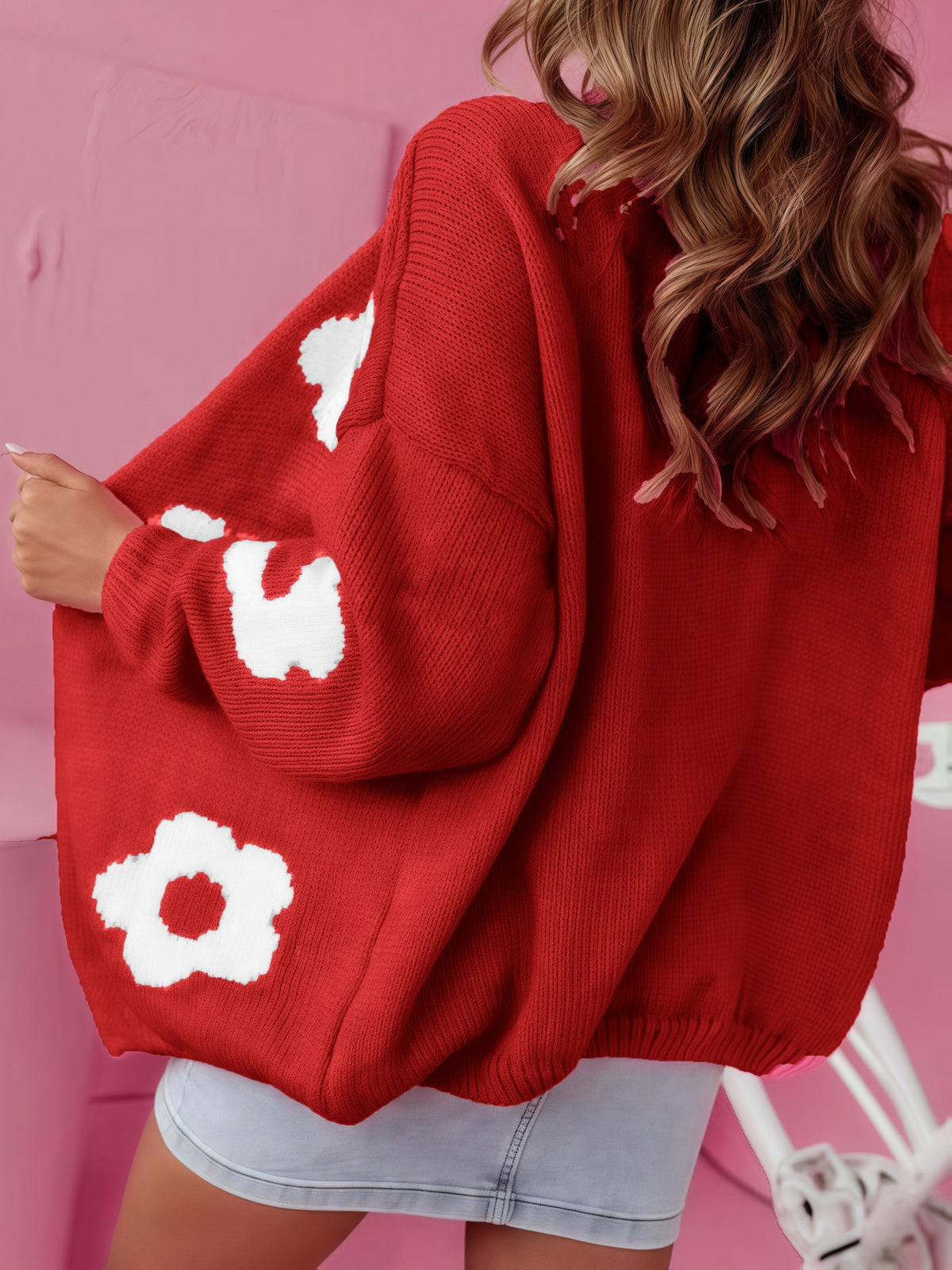 Pull grande taille, coupe oversize, toucher moelleux, détail du col