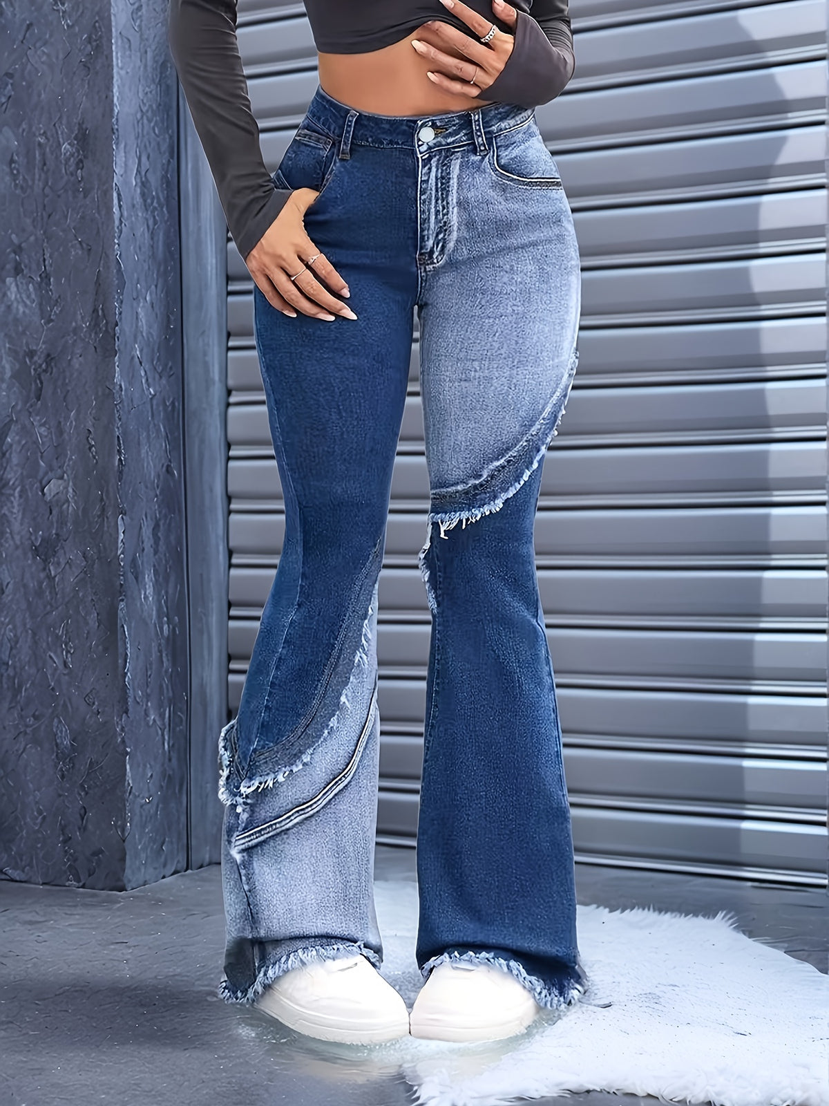 Pantalon grande taille, coupe évasée, tenue franche, chaleur d'hiver — composition : 70% Coton, 28% Polyester, 2% Élasthanne Image