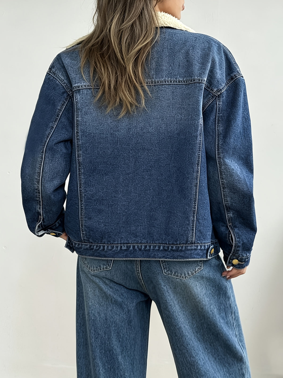 Short grande taille, coupe oversize, tenue franche, chaleur d'hiver, autre coloris