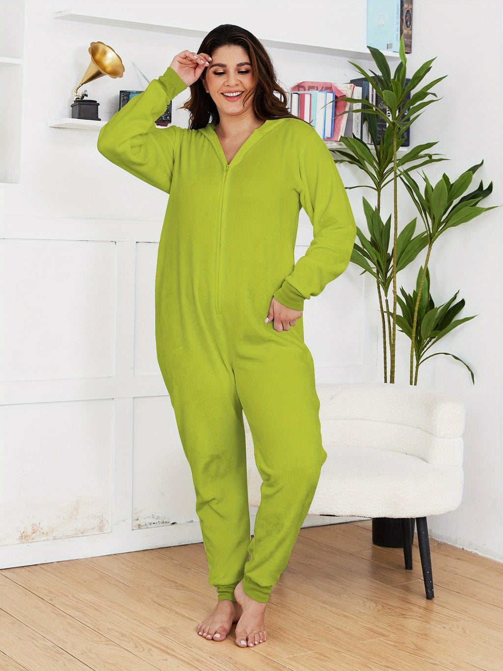 Combinaison grande taille, coupe oversize, capuche, chaleur d'hiver, visuel produit