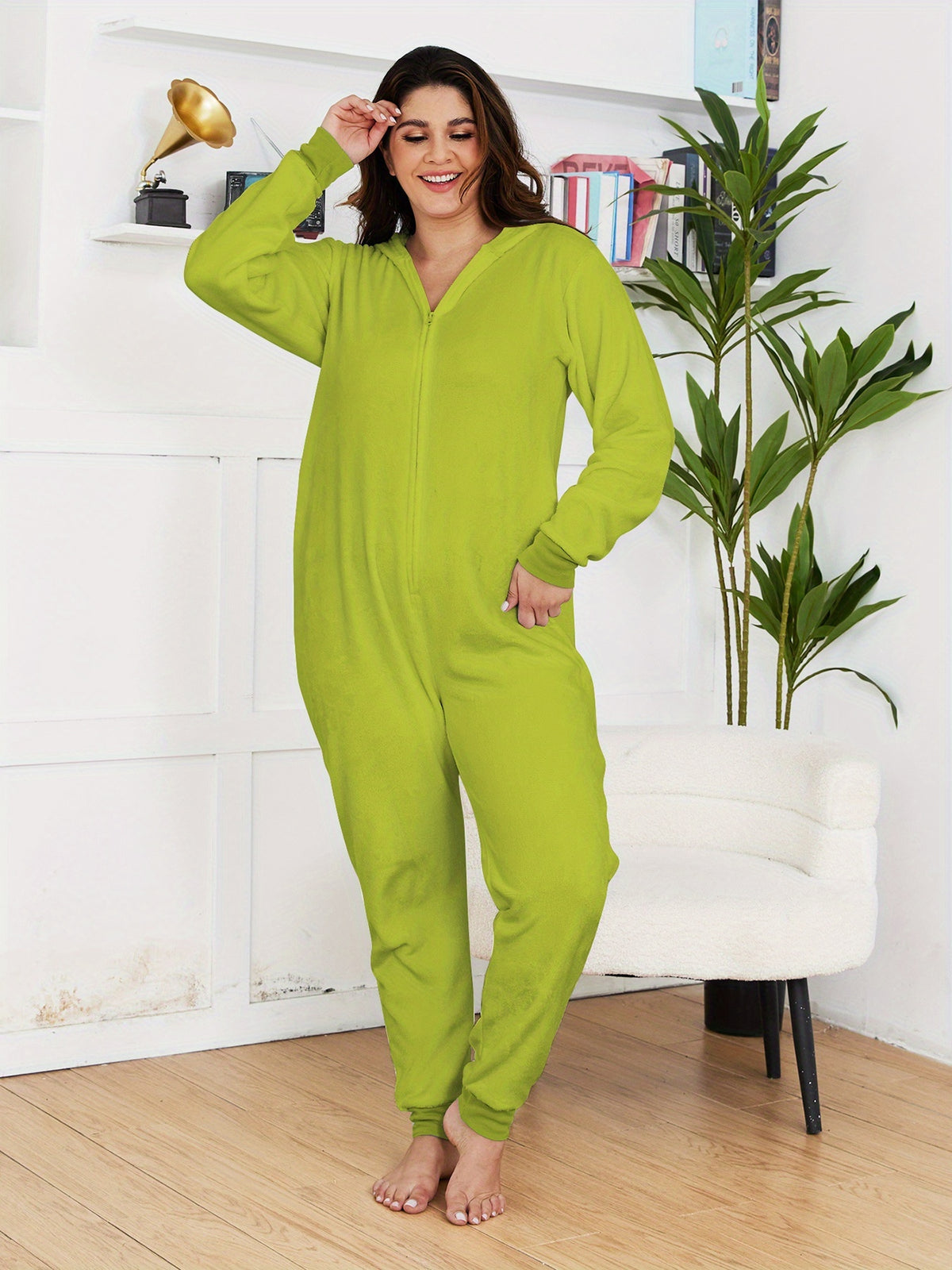 Combinaison grande taille, coupe oversize, capuche, chaleur d'hiver, visuel produit