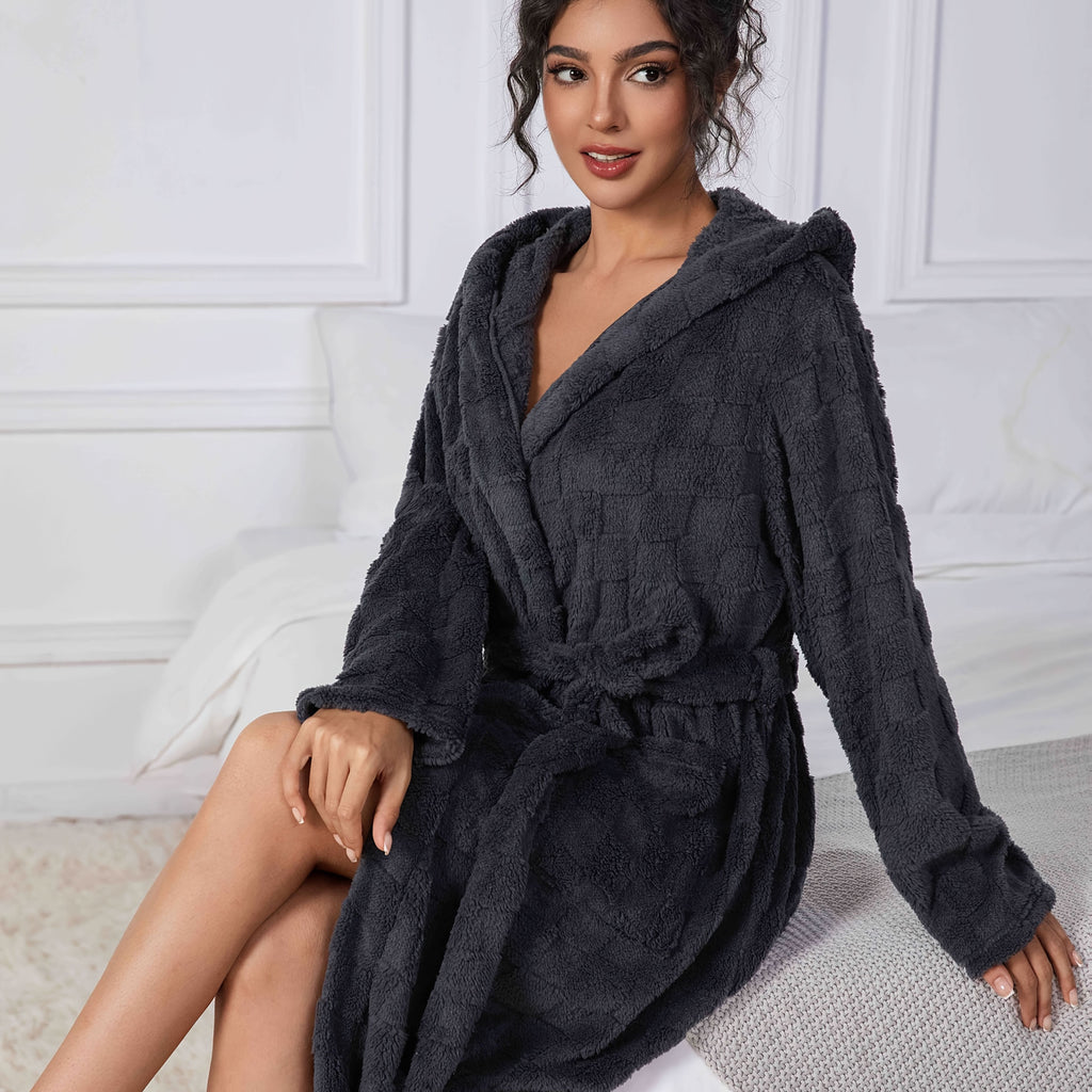 Peignoir grande taille, tissu épais — composition : 100% Polyester
