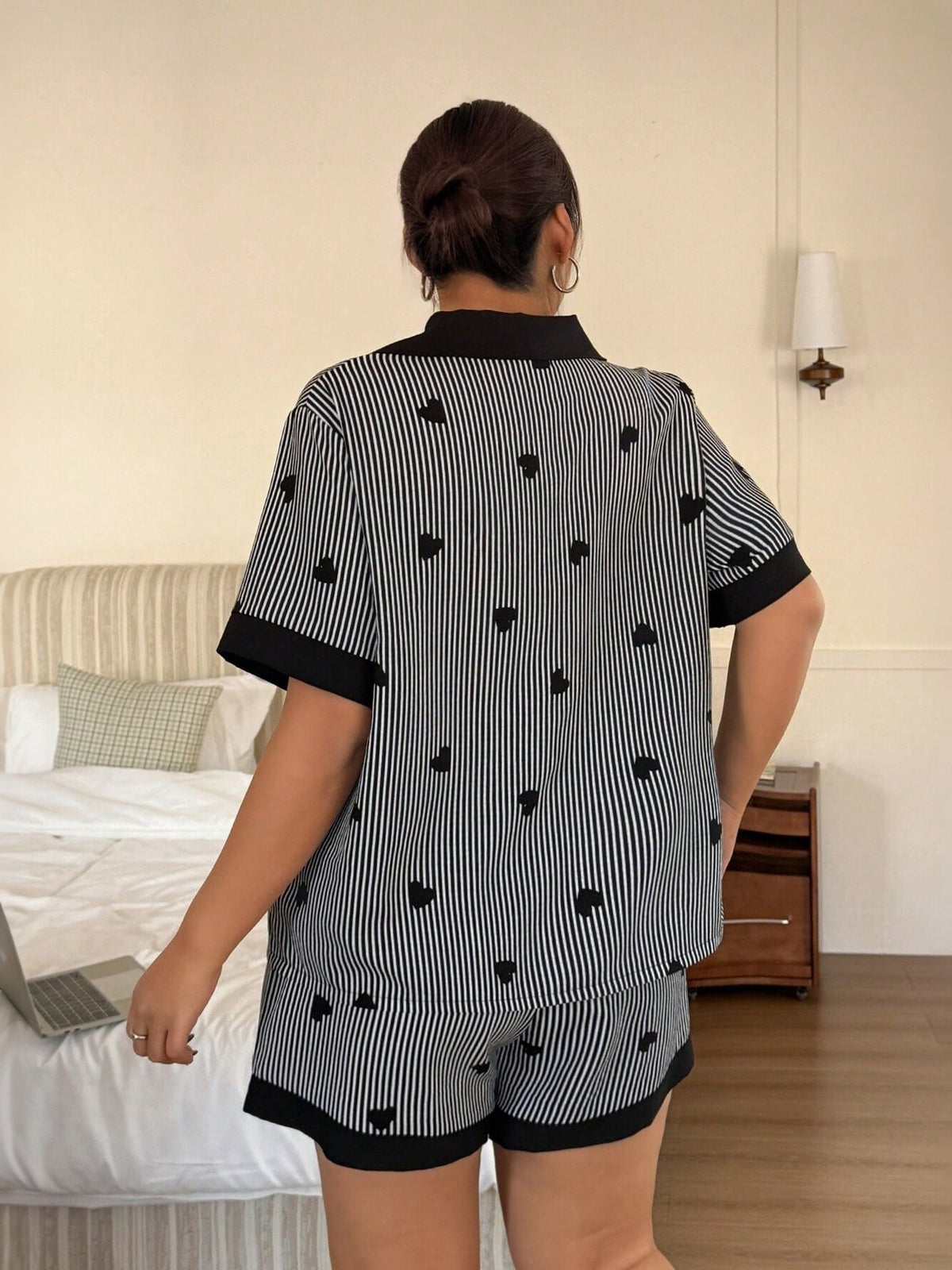 Pyjama grande taille à rayures, manches courtes, toucher naturel, tissu opaque