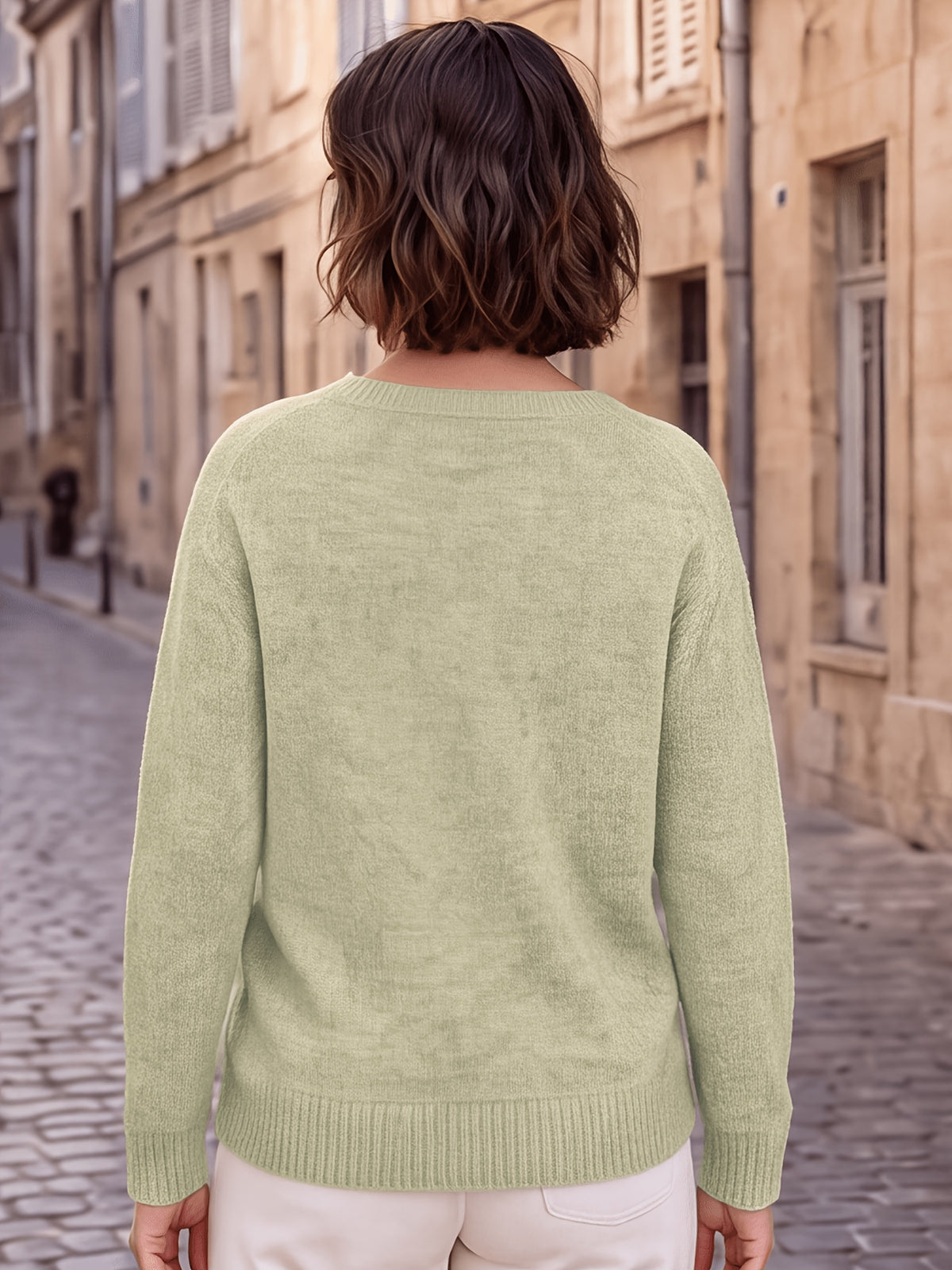 Pull grande taille en laine, coupe ample, manches longues, tenue chaude, gros plan