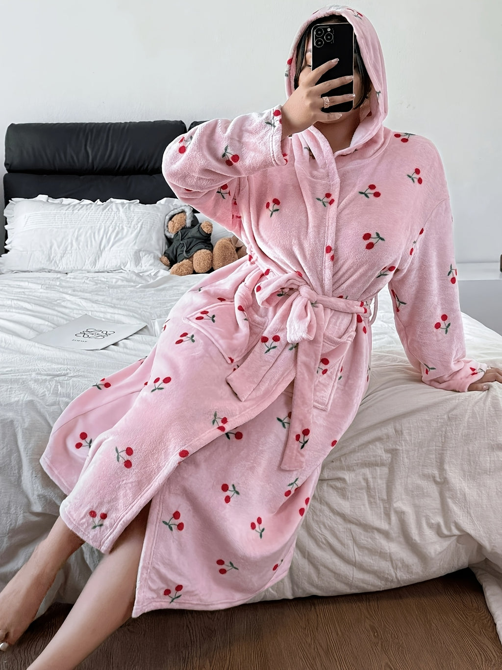 Peignoir grande taille, coupe ample, capuche, chaleur d'hiver — composition : 100% Polyester