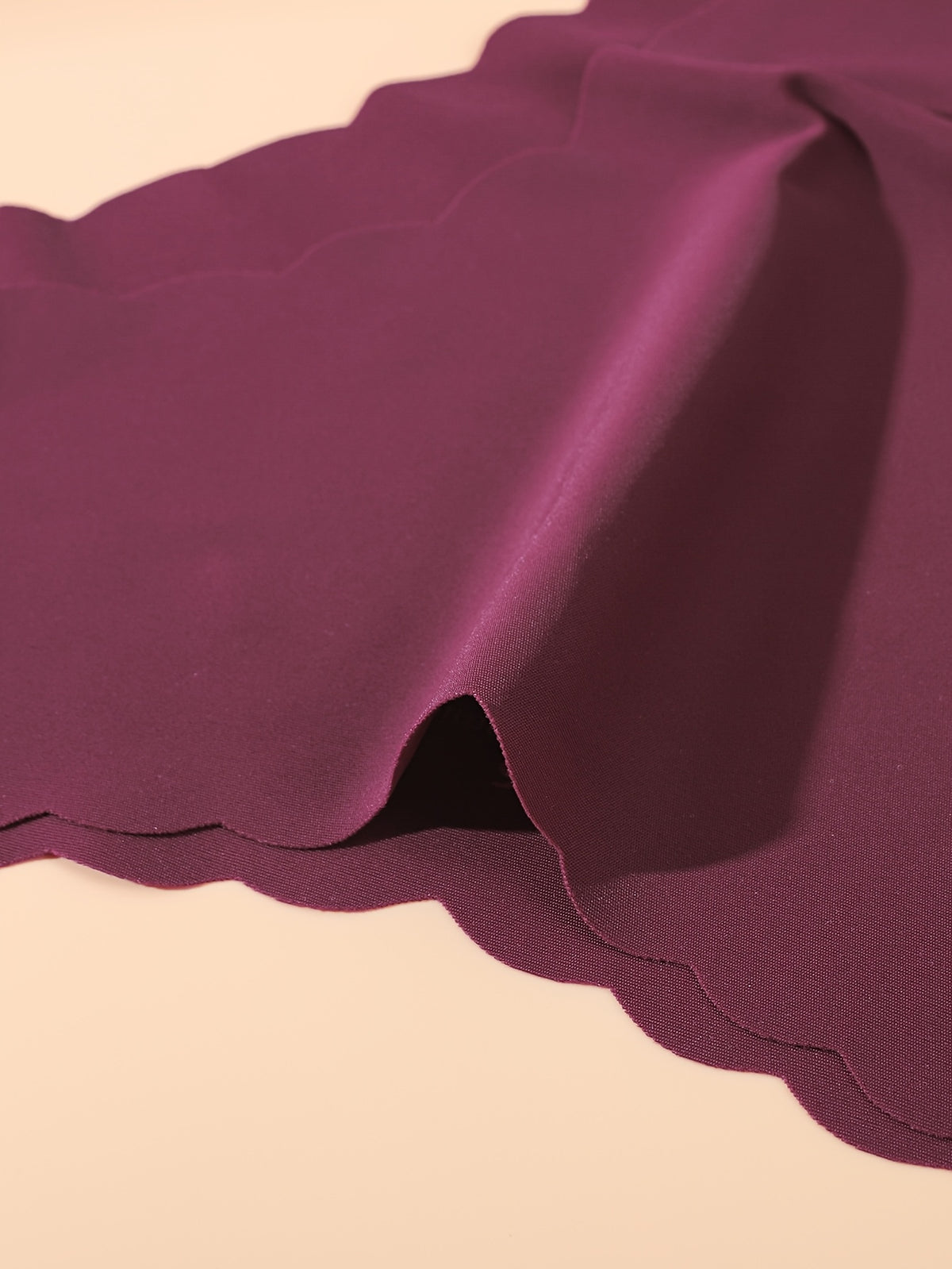 Culotte grande taille, allure élégante, vue de profil