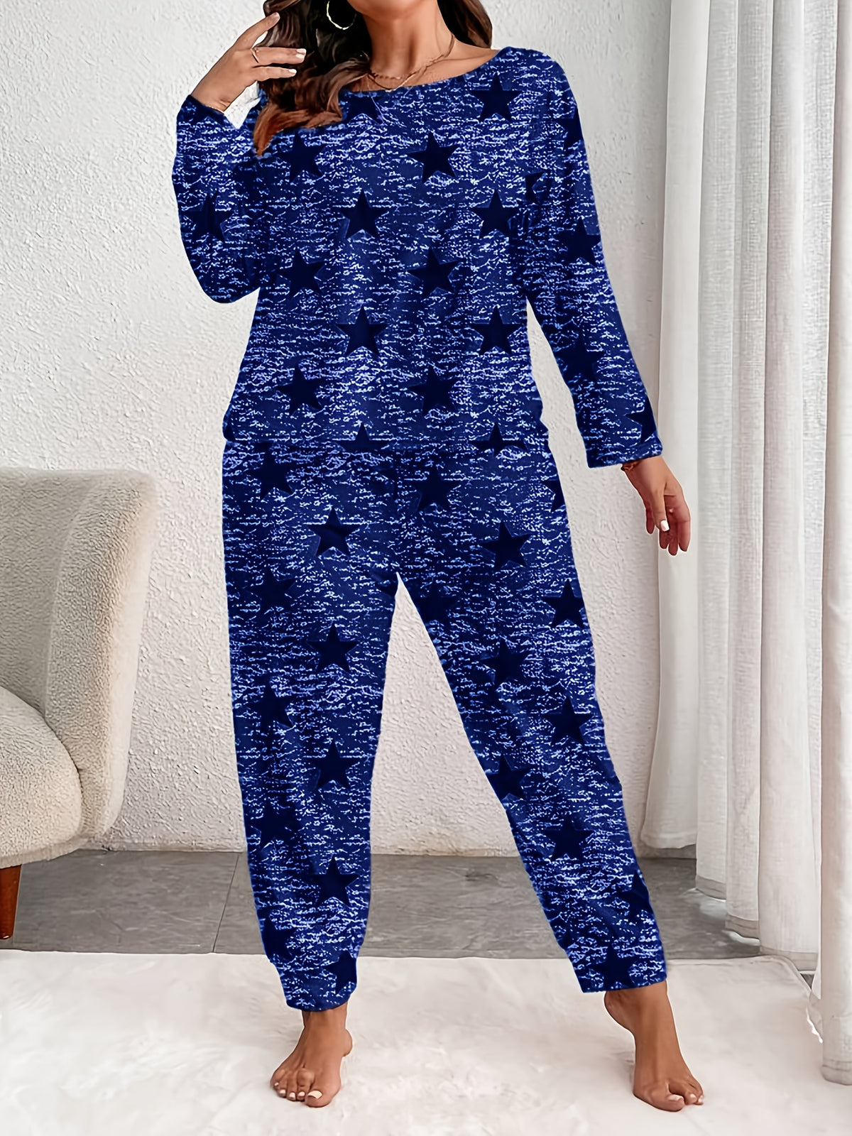 Ensemble grande taille, coupe ample, allure élégante, détail du tissu