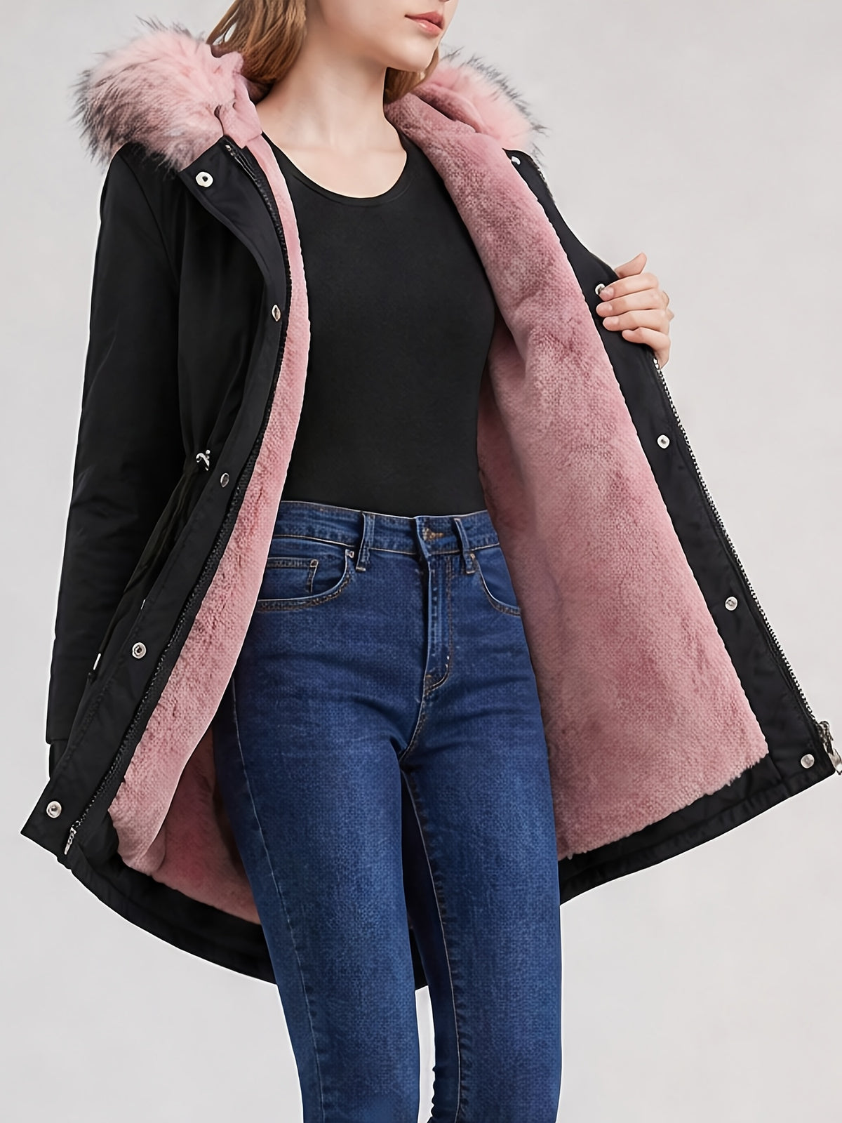 Manteau grande taille, cordon de serrage, capuche, chaleur d'hiver, détail du col