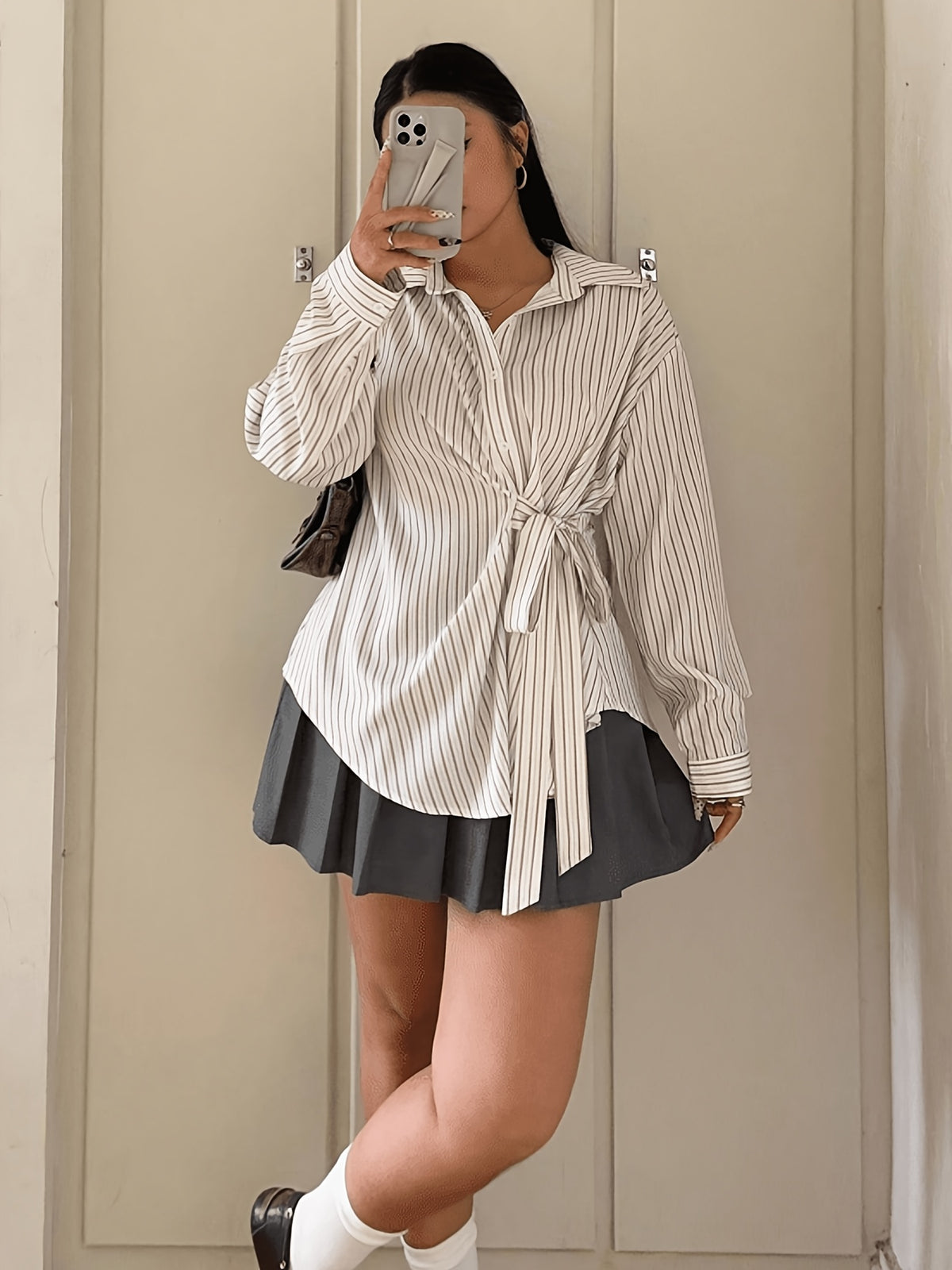 Chemise grande taille à rayures, ligne nette Image