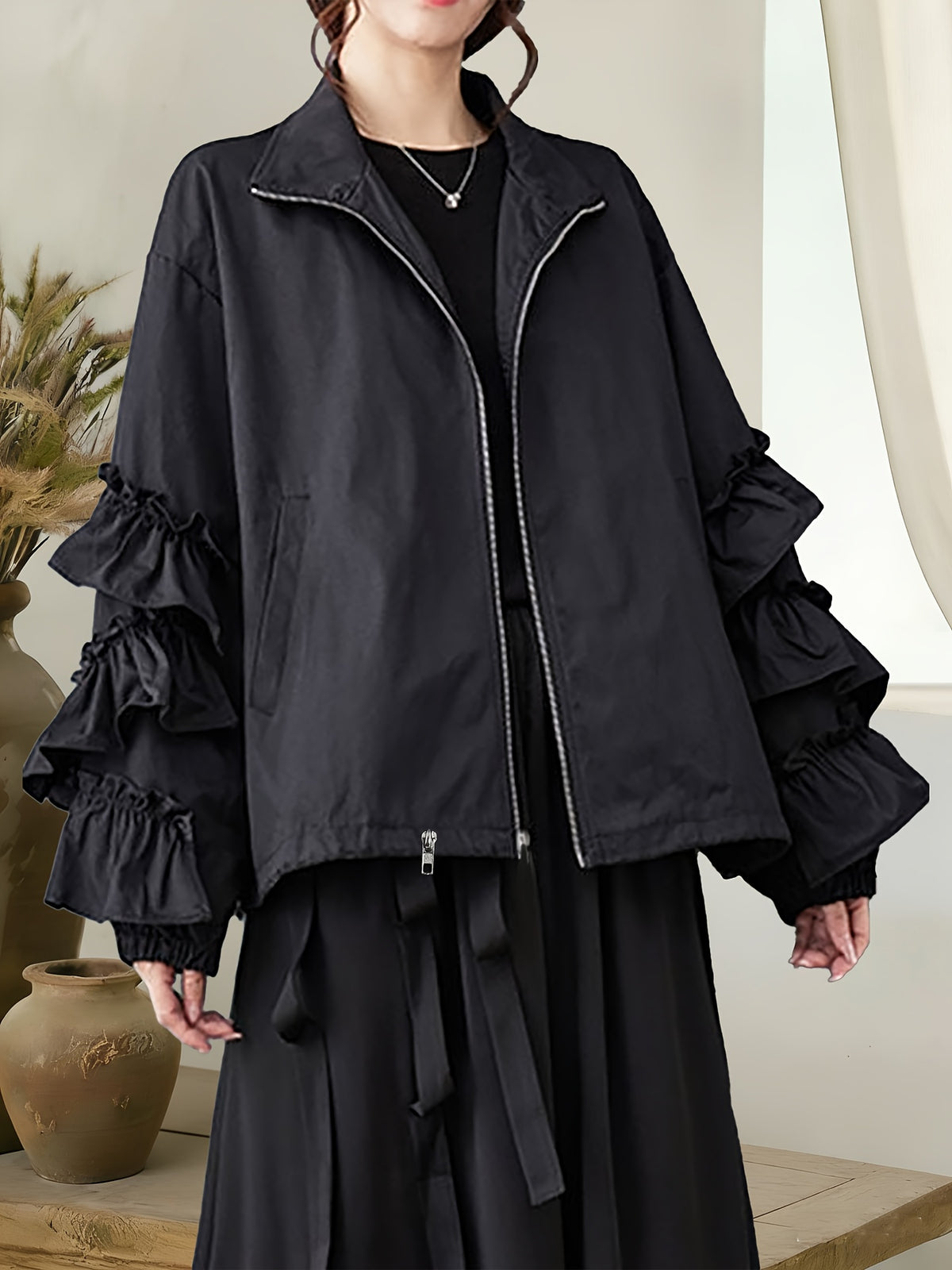 Veste grande taille, volants, fermeture zippée Image