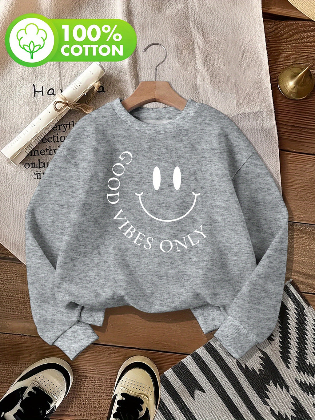 Sweat grande taille, col rond, capuche, toucher naturel, visuel produit