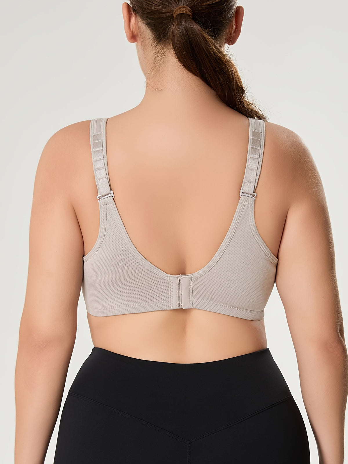 Soutien-gorge grande taille — Crochet plat sur la bretelle