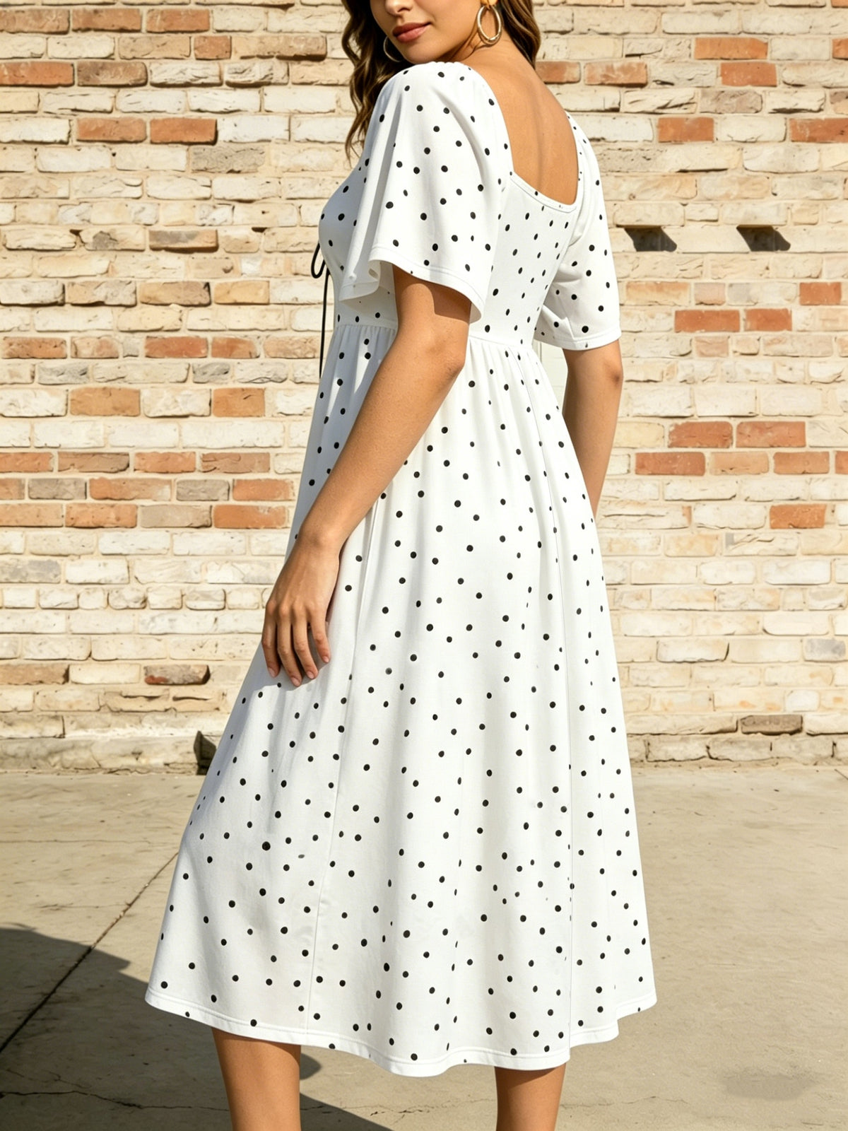 Robe mi-longue grande taille — Pois, taille sous poitrine