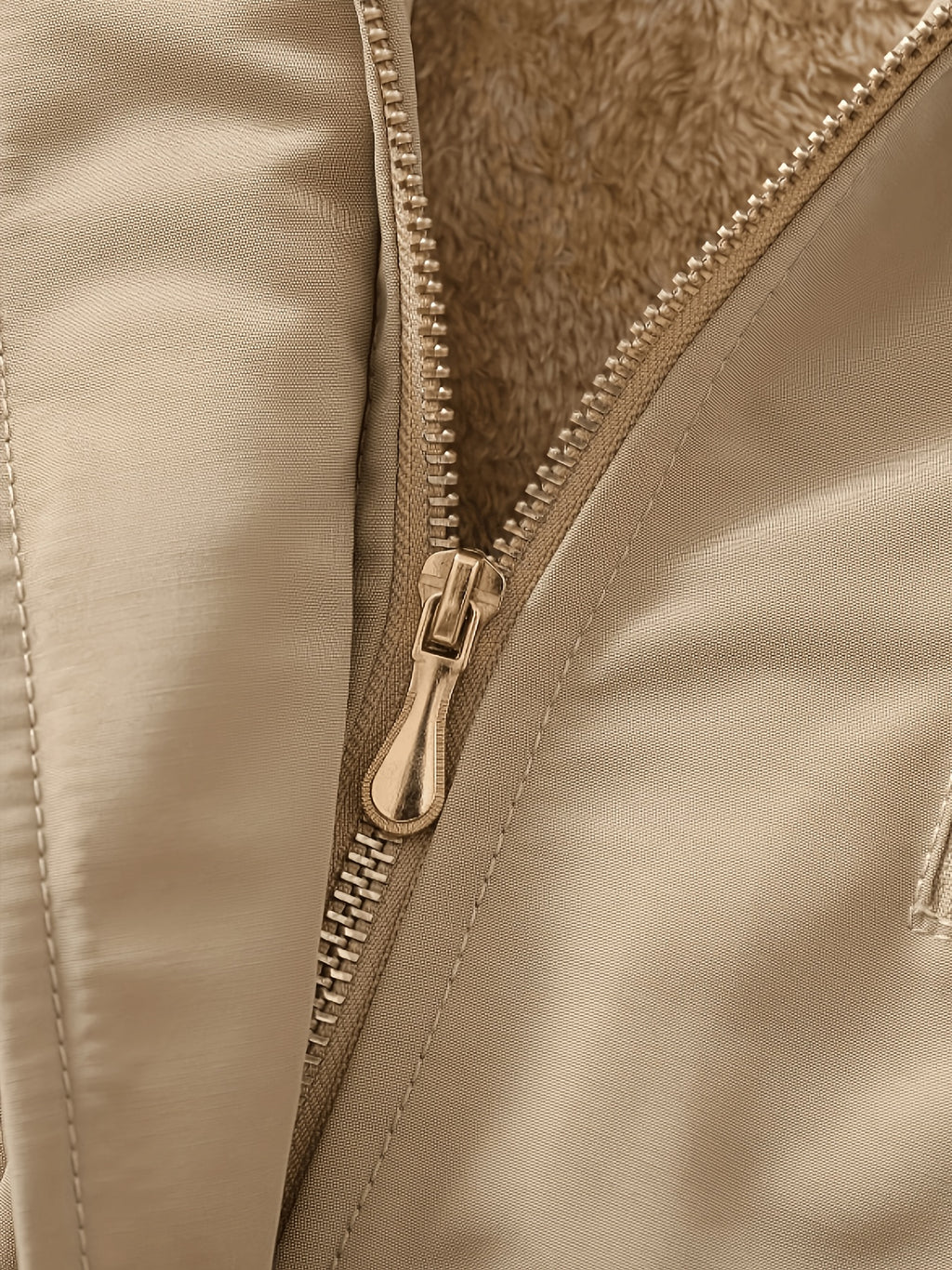 Veste grande taille, coupe oversize, longueur midi, cordon de serrage, vue de profil