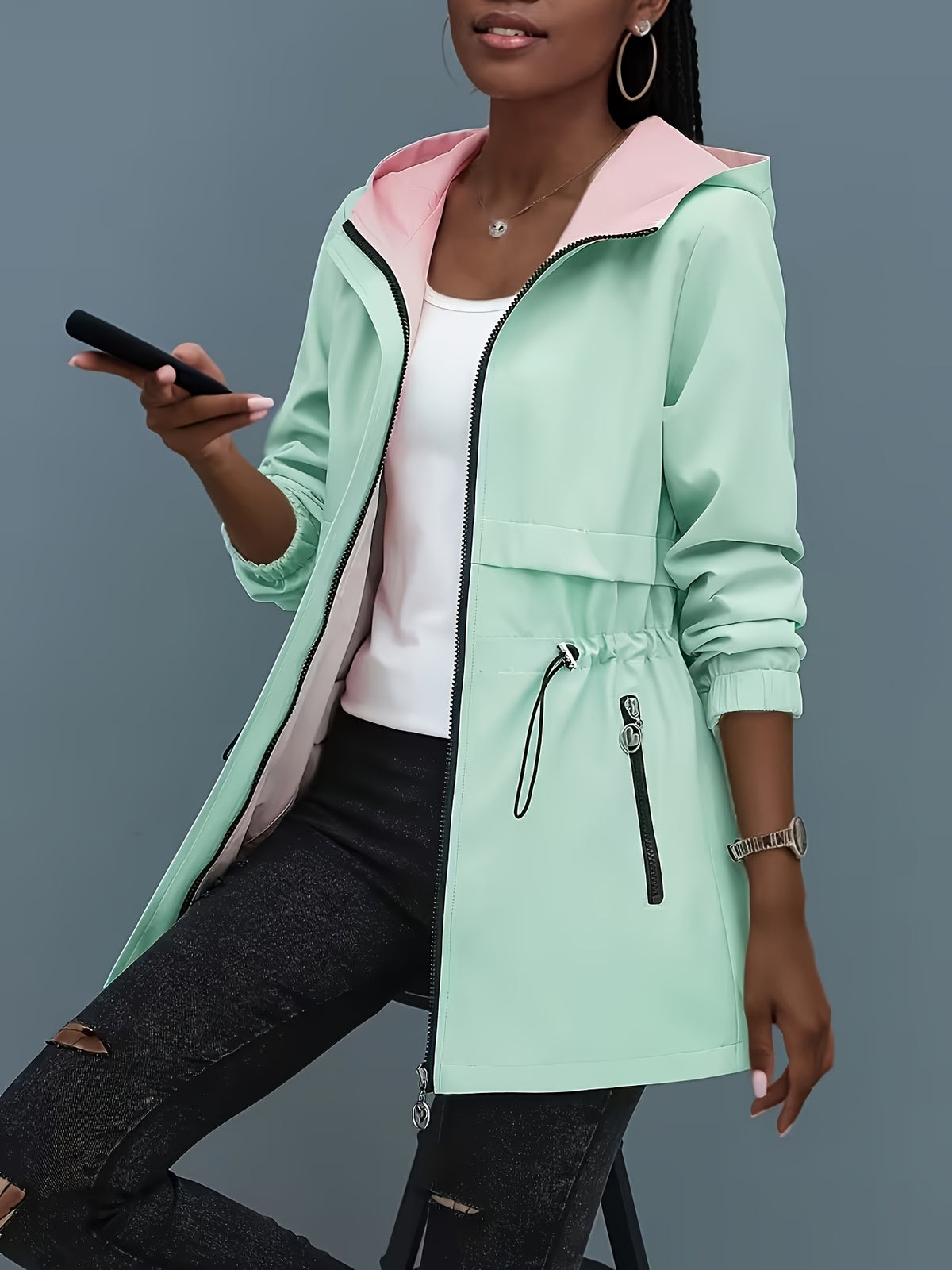 Trench grande taille, fermeture zippée, détail du tissu
