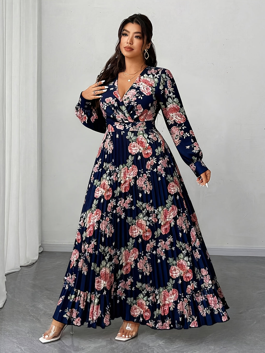 Robe longue grande taille — Roses, cache-cœur plissé soleil