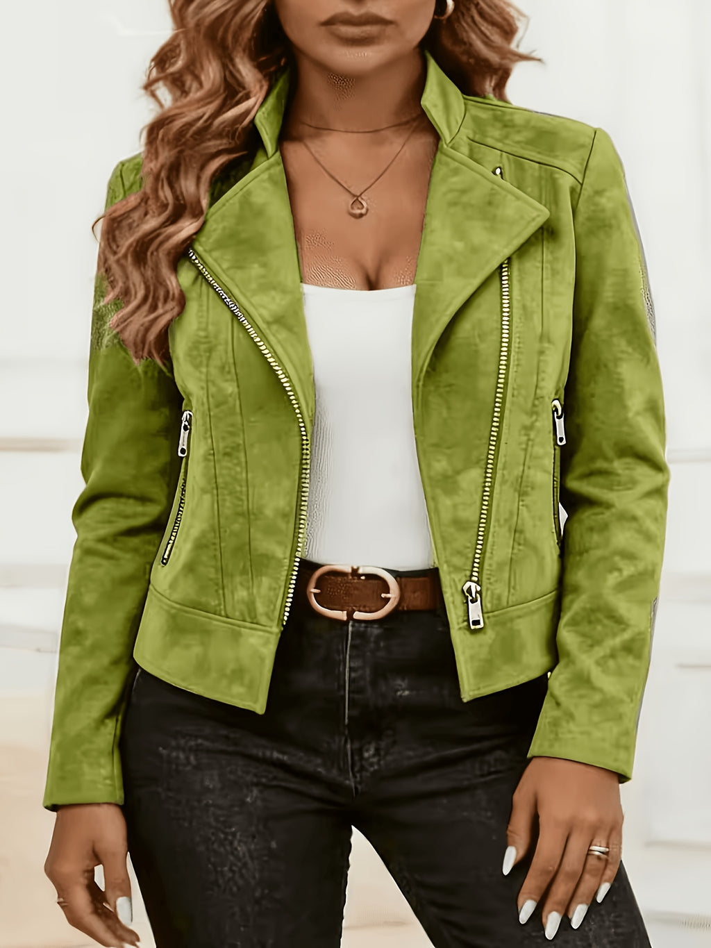 Manteau grande taille, coupe oversize, fermeture zippée, mise en situation