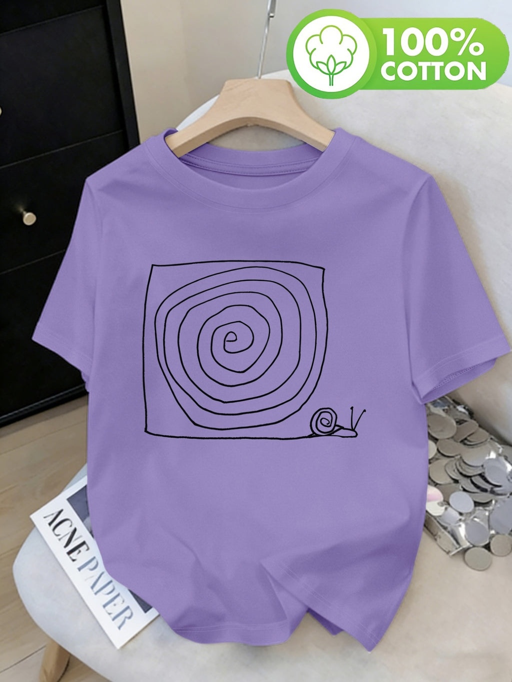 T-shirt grande taille, coupe ample, col rond, manches courtes, mise en situation
