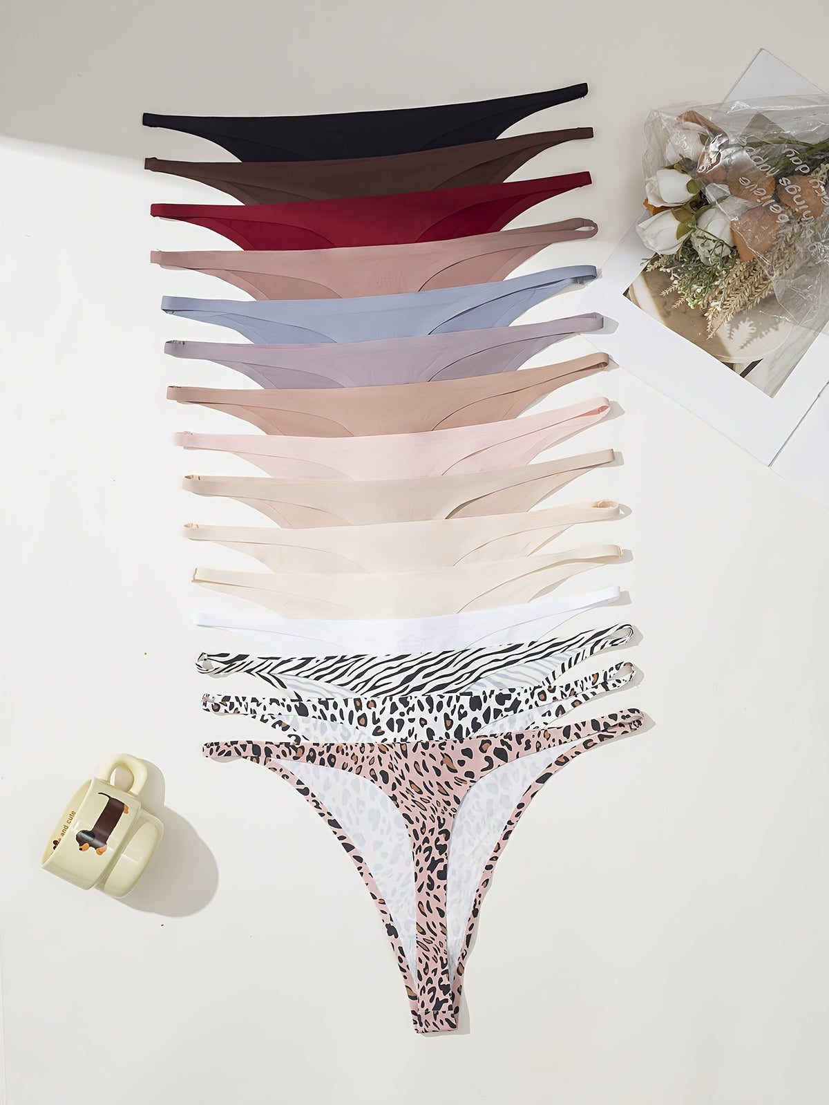 Culotte grande taille, allure élégante — composition : 90% Polyamide, 10% Élasthanne Image