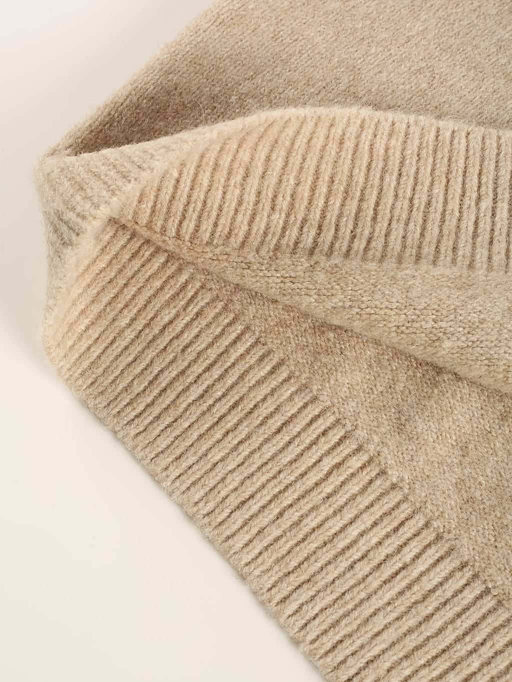 Cardigan grande taille à rayures, coupe oversize, col rond, chaleur d'hiver, détail du col