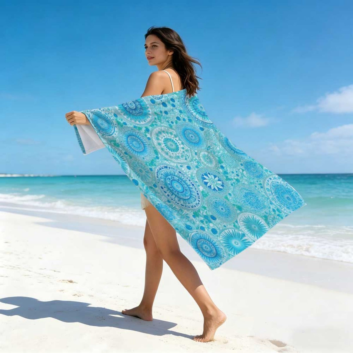 Maillot de bain grande taille à imprimé fleuri, imprimé floral, porté de face