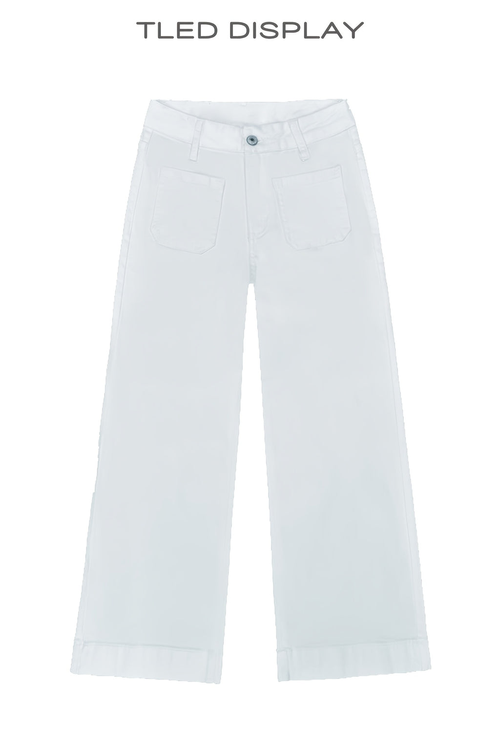 Pantalon grande taille, coupe droite, poches plaquées, tenue franche, mise en situation