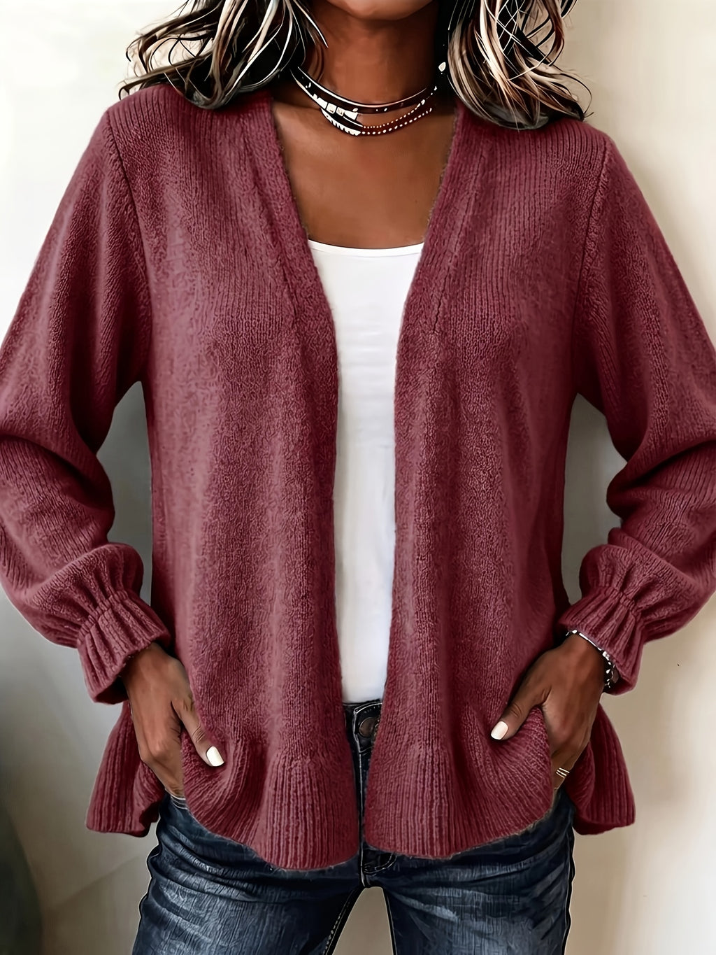 Cardigan grande taille, coupe ample, volants, manches longues, détail du tissu