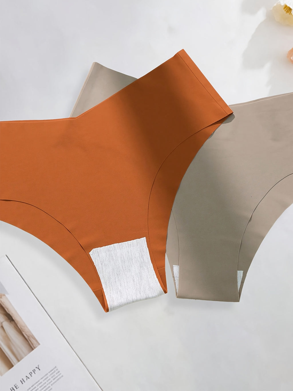 Culotte grande taille, allure élégante, porté de face